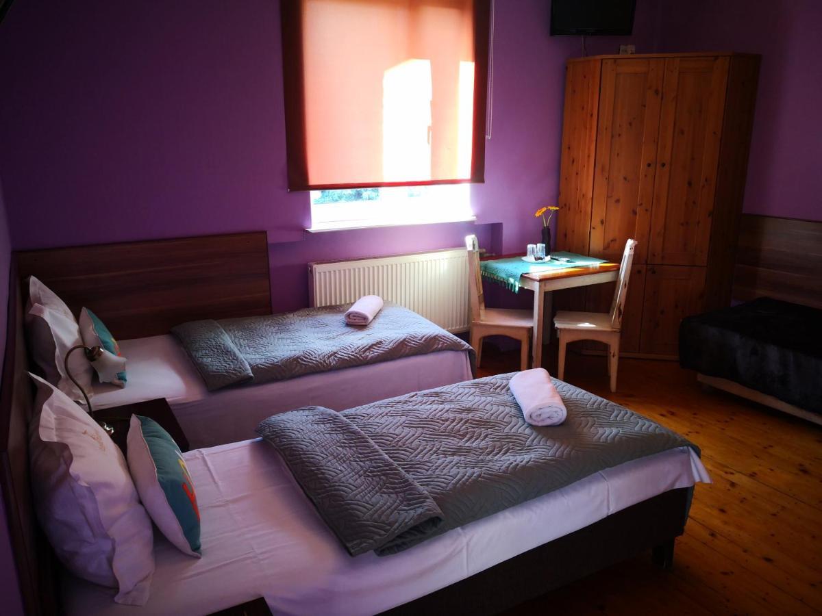 Goscinna Hacjenda Radwanice Exterior foto